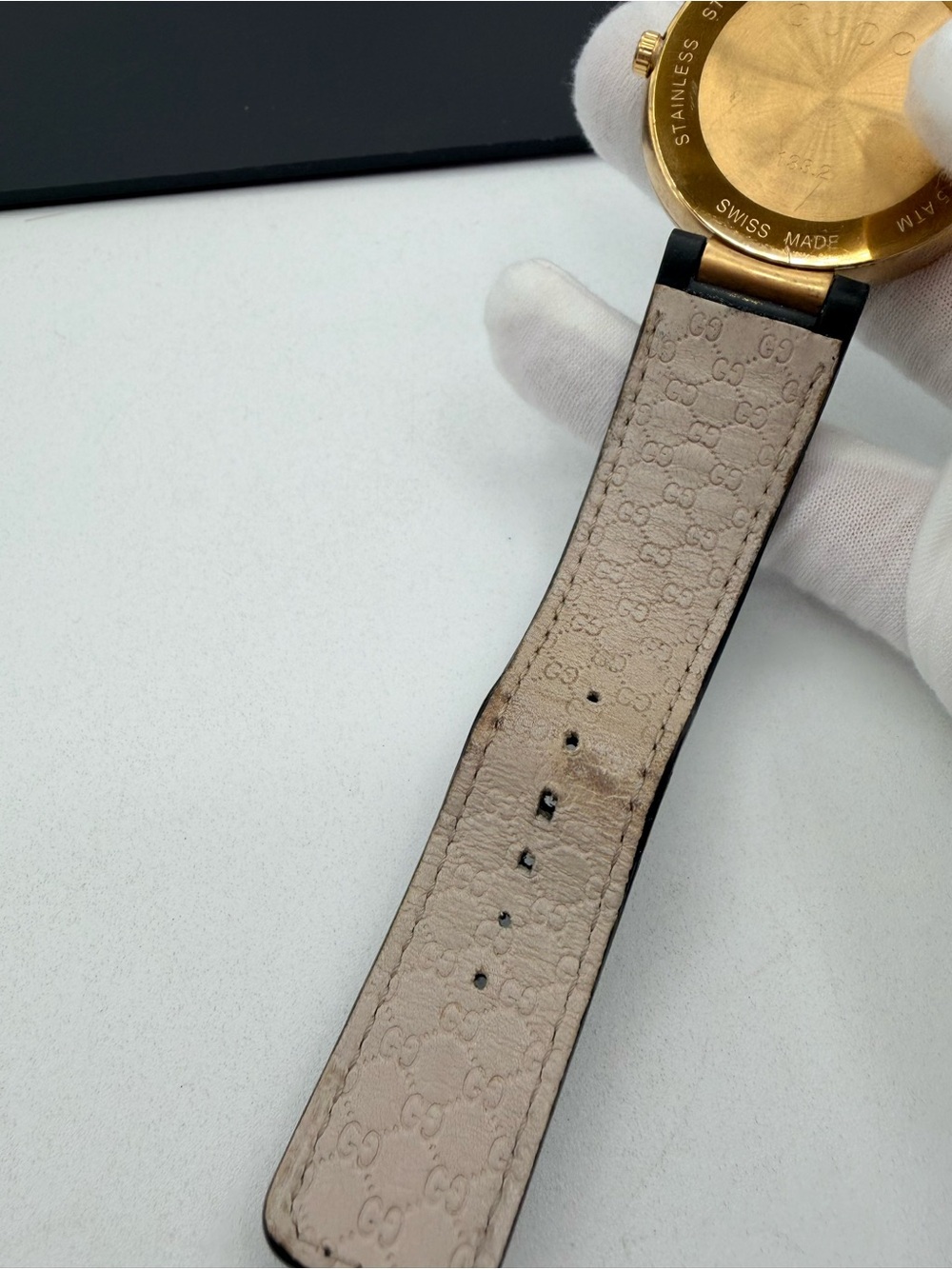 Gucci Interlocking G Watch - Picture 10 of 14
